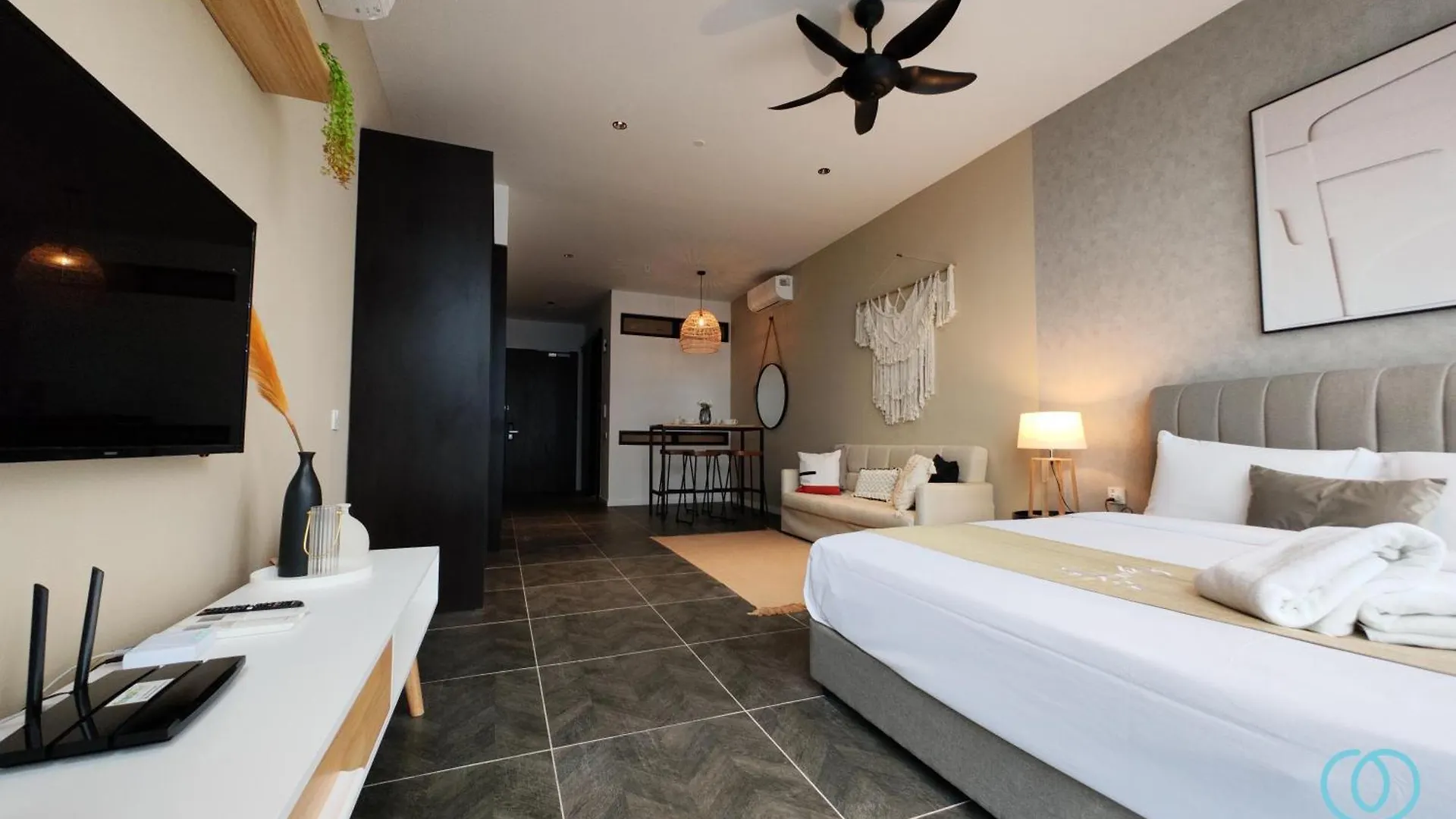 קואלה לומפור Scarletz Starlight Suites Klcc 0*, קואלה לומפור